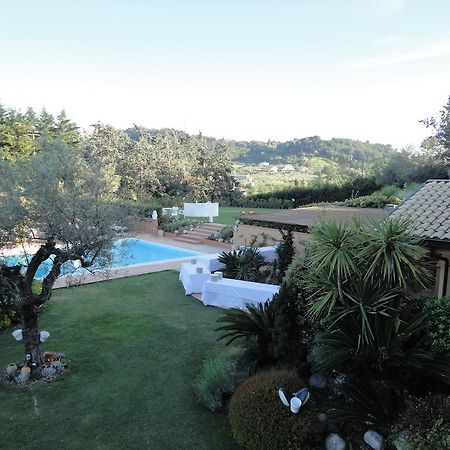 Villa Zagara Luxury Bed And Breakfast เปสการา ภายนอก รูปภาพ